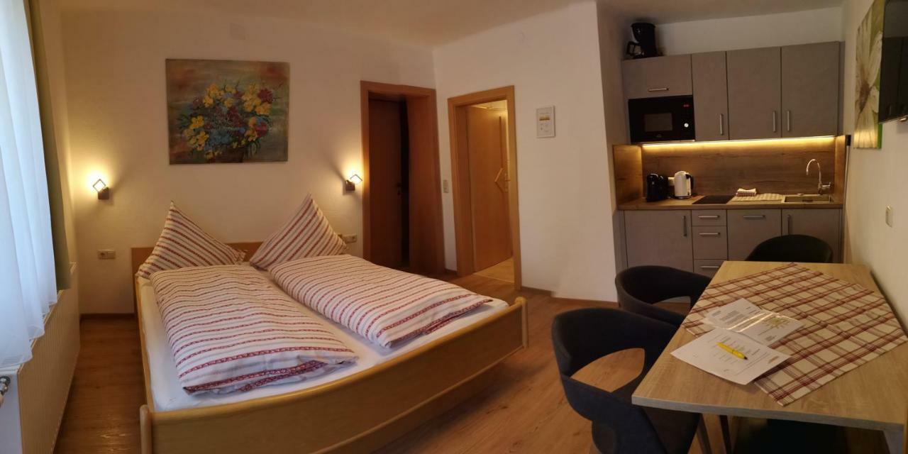 Apartamento Haus Sonnenschein Saalbach-Hinterglemm Exterior foto